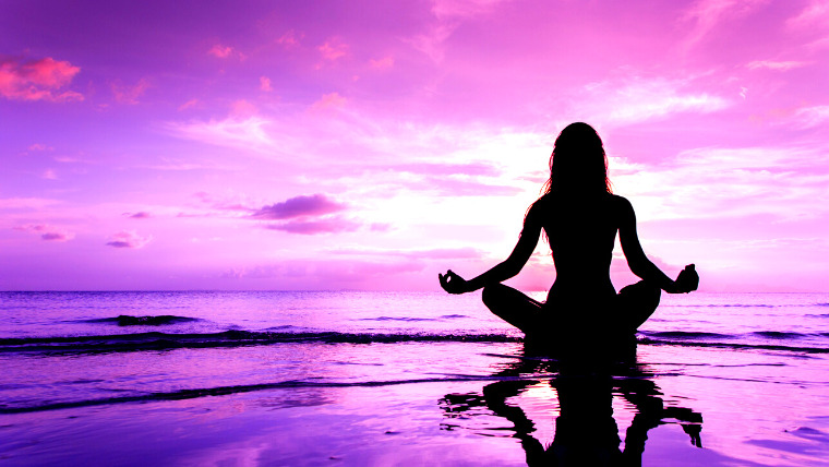 瞑想など心を落ち着かせる機会を作る
瞑想